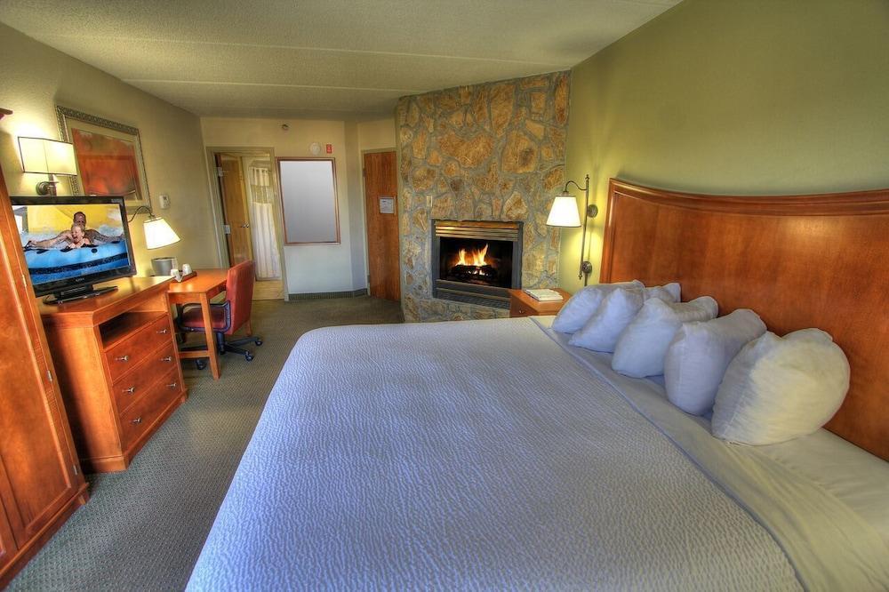 The Inn On The River Pigeon Forge Extérieur photo