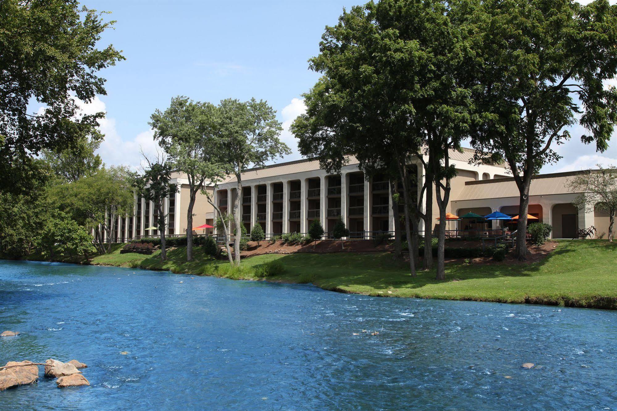 The Inn On The River Pigeon Forge Extérieur photo